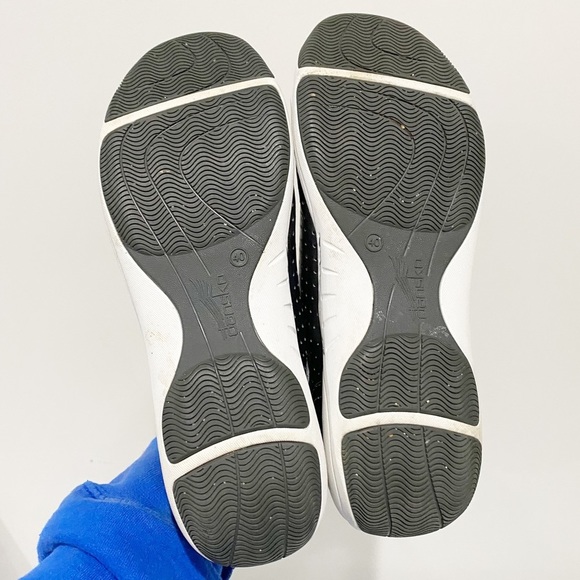 DANSKO Women’s Hillary Leather Sneaker Silver Pewter Comfort Shoe Size 40 - Picture 10 of 14